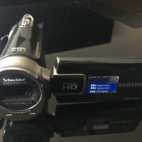 Samsung HMX-F90 Full HD 4