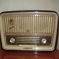 TELEFUNKEN 32" HD Smart 4