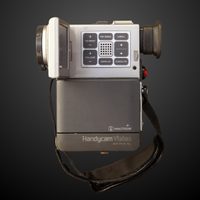 Sony 4K AX700 Pro Handycam 3