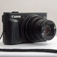Canon PowerShot SX740 HS 4