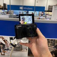 Canon PowerShot SX740 HS 2