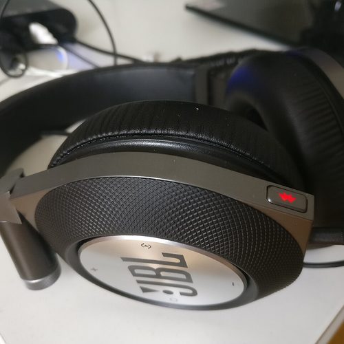 JBL Tune 770NC беспроводные
